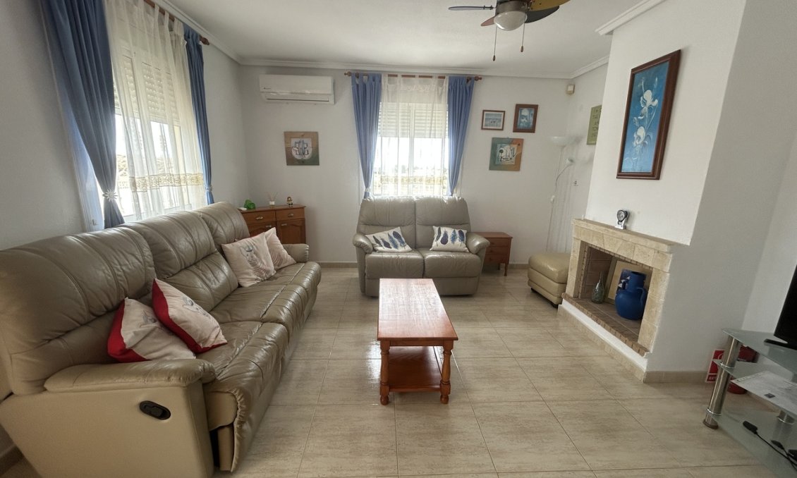 Segunda mano - Villa -
Camposol - Inland
