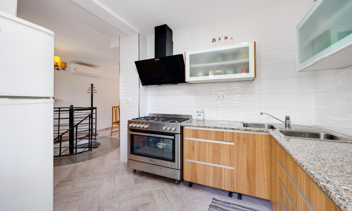 Segunda mano - Bungalow -
Torrevieja - Torre La Mata