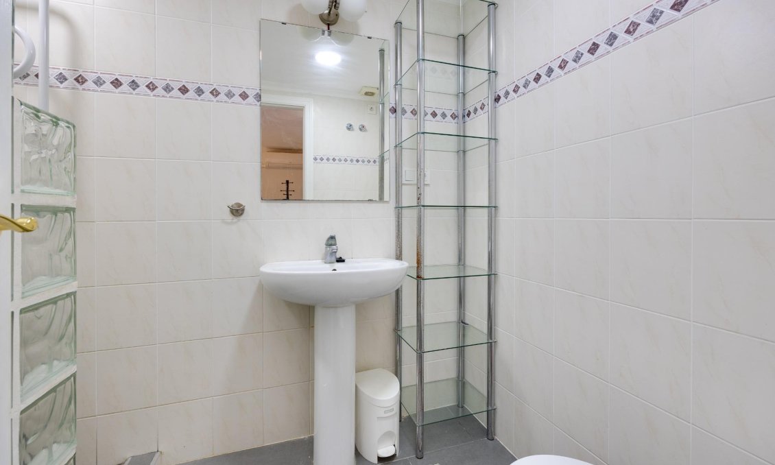 Segunda mano - Bungalow -
Torrevieja - Torre La Mata