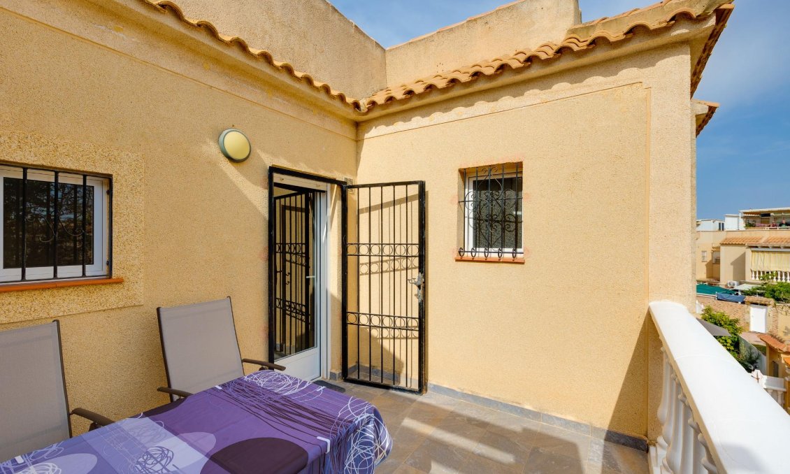Wiederverkauf - Bungalow -
Torrevieja - Aguas Nuevas