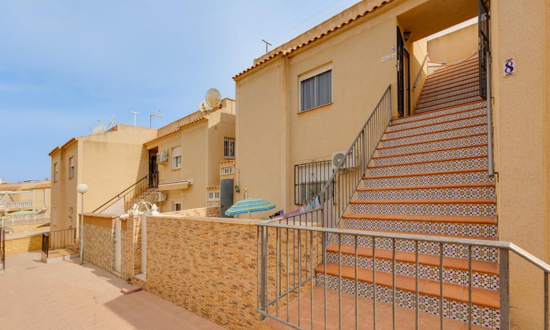 Wiederverkauf - Bungalow -
Torrevieja - Aguas Nuevas