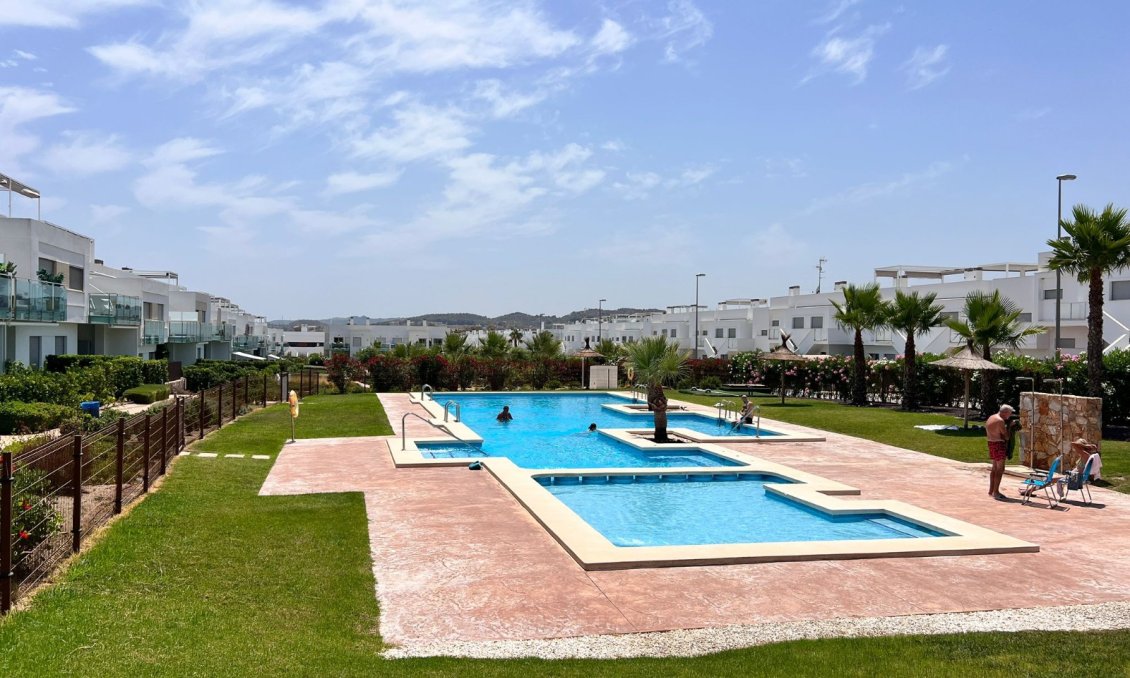 Segunda mano - Apartamento -
Vistabella Golf Entre Naranjos - Inland