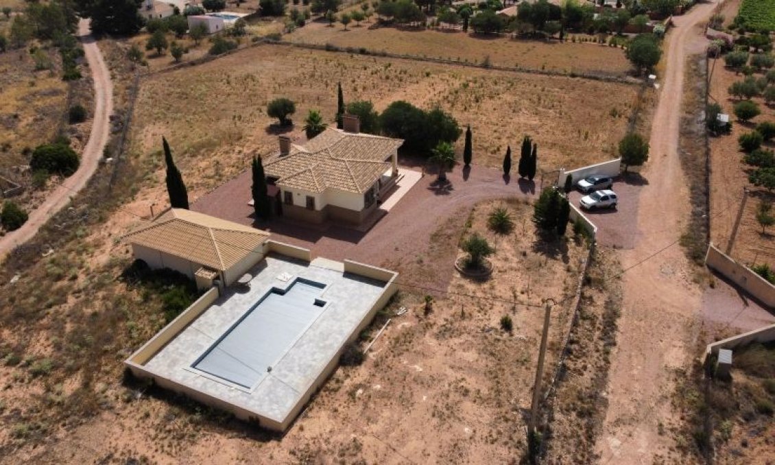 Segunda mano - Villa -
Hondón de las Nieves - Inland
