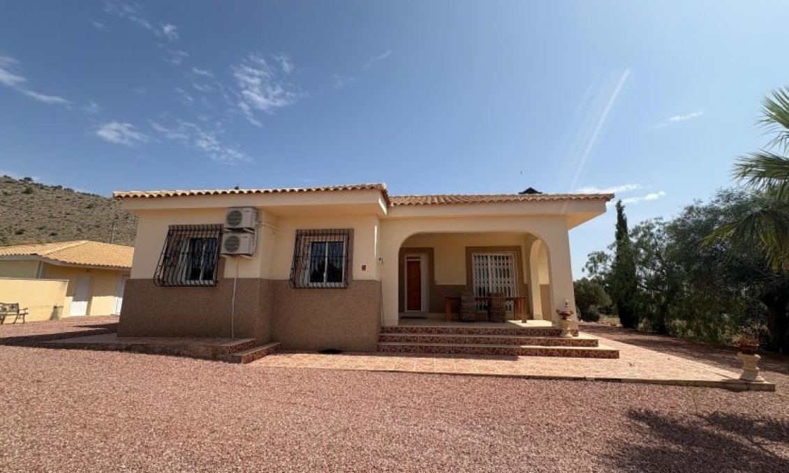 Segunda mano - Villa -
Hondón de las Nieves - Inland