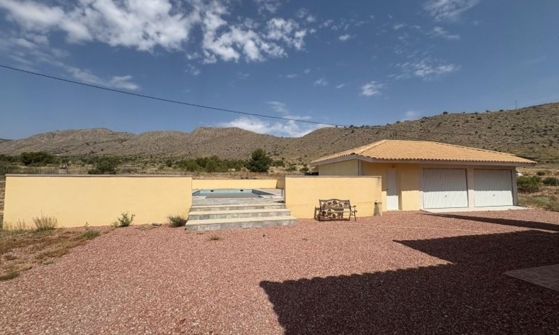 Segunda mano - Villa -
Hondón de las Nieves - Inland