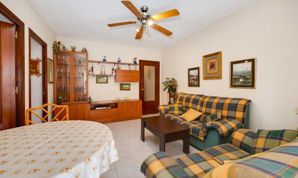 Segunda mano - Apartamento -
Torrevieja - Playa del Cura