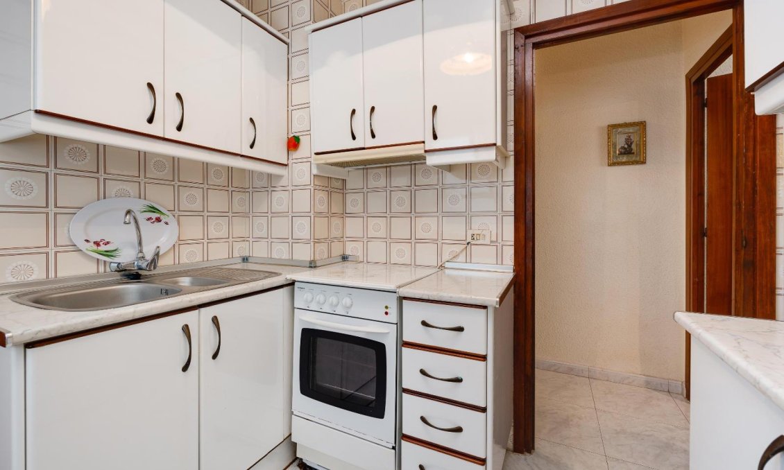 Segunda mano - Apartamento -
Torrevieja - Playa del Cura