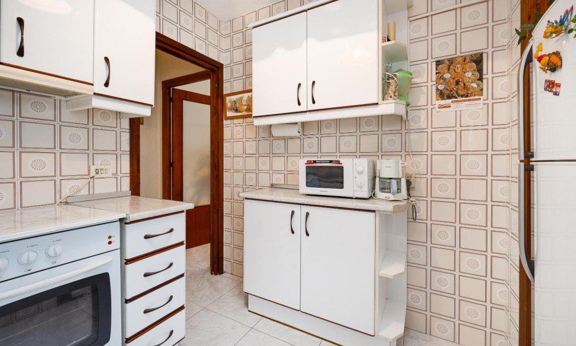 Segunda mano - Apartamento -
Torrevieja - Playa del Cura