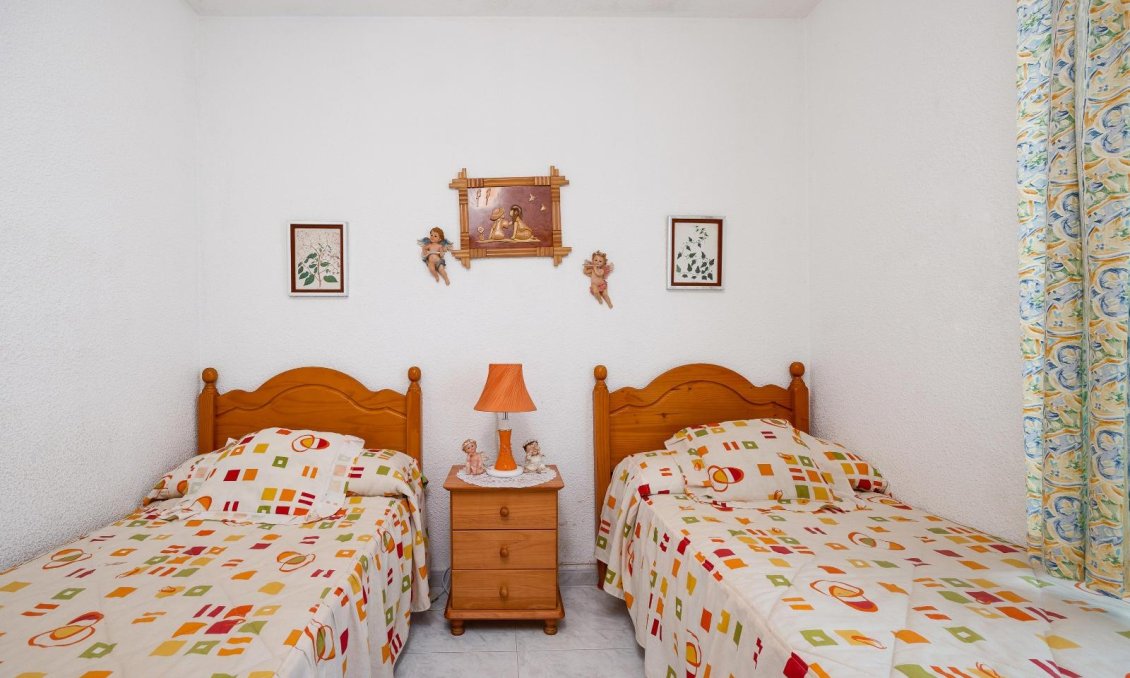 Segunda mano - Apartamento -
Torrevieja - Playa del Cura