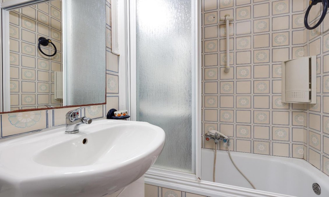 Segunda mano - Apartamento -
Torrevieja - Playa del Cura