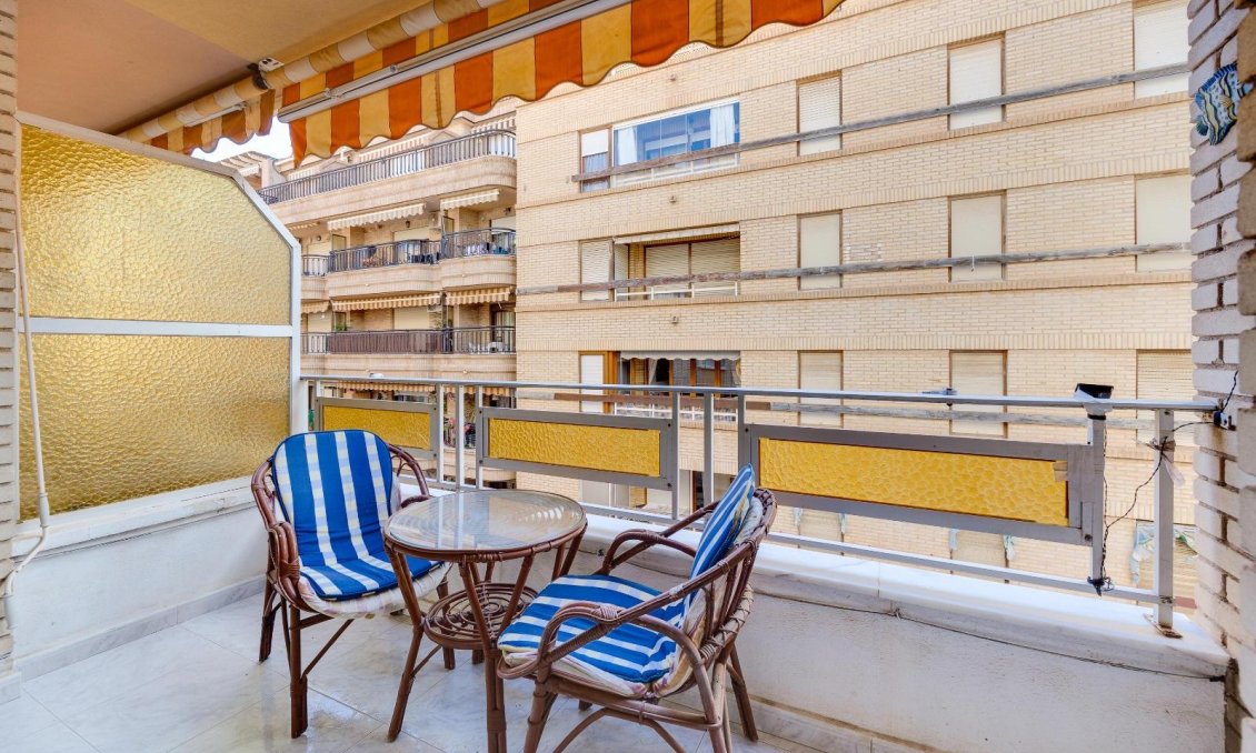 Segunda mano - Apartamento -
Torrevieja - Playa del Cura