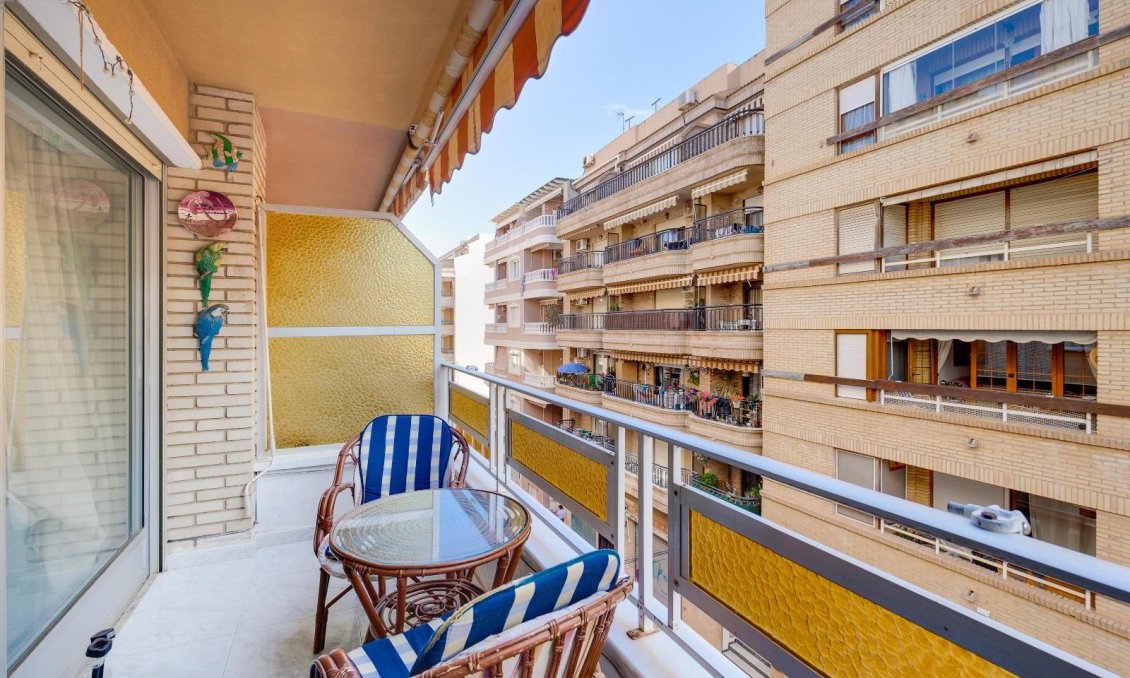 Segunda mano - Apartamento -
Torrevieja - Playa del Cura