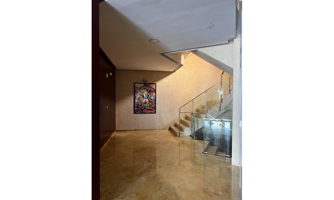 Segunda mano - Apartamento -
Torrevieja - Playa del Cura