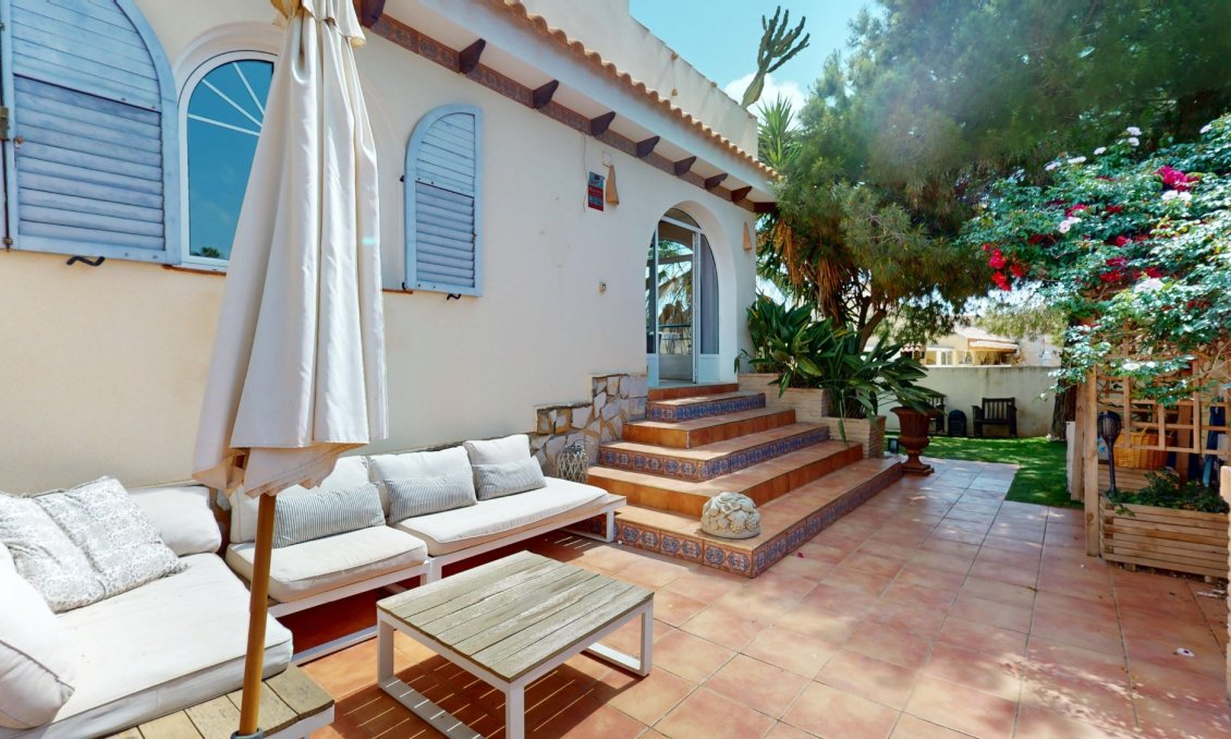 Segunda mano - Villa -
Orihuela Costa - Costa Blanca