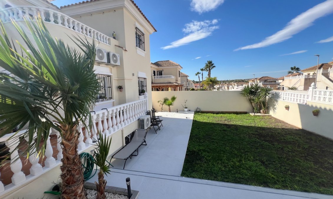 Segunda mano - Villa -
Algorfa - Inland