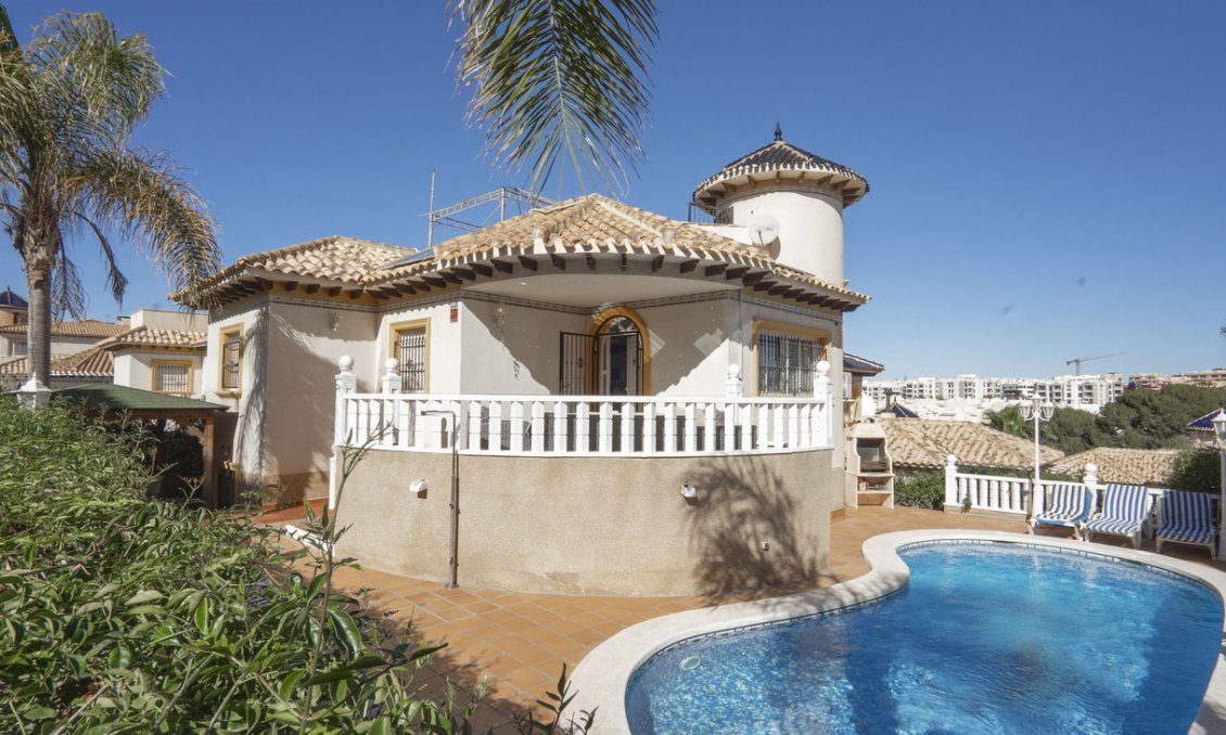 Segunda mano - Villa -
Villamartin - Costa Blanca