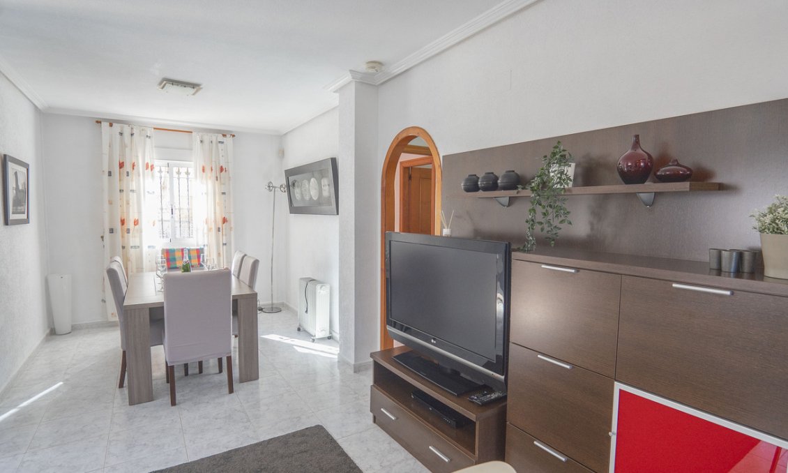 Segunda mano - Villa -
Villamartin - Costa Blanca