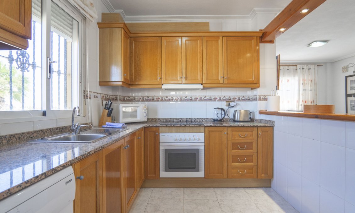 Segunda mano - Villa -
Villamartin - Costa Blanca