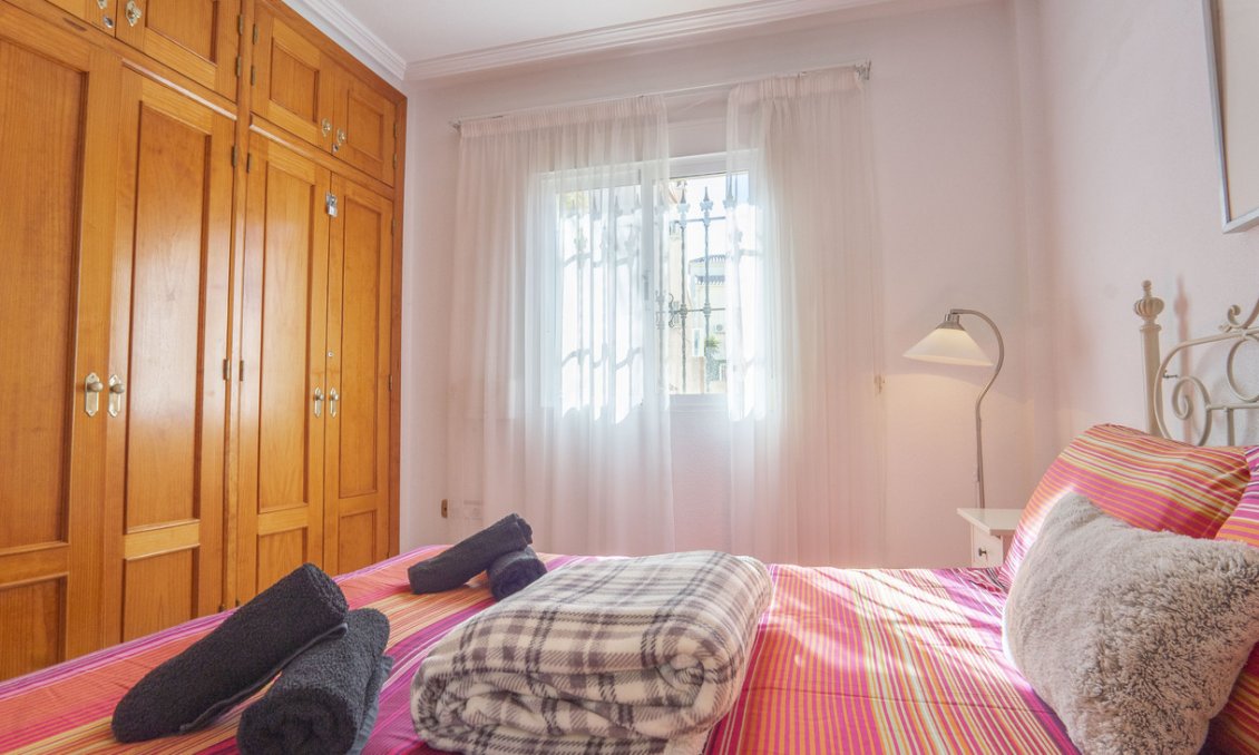 Segunda mano - Villa -
Villamartin - Costa Blanca