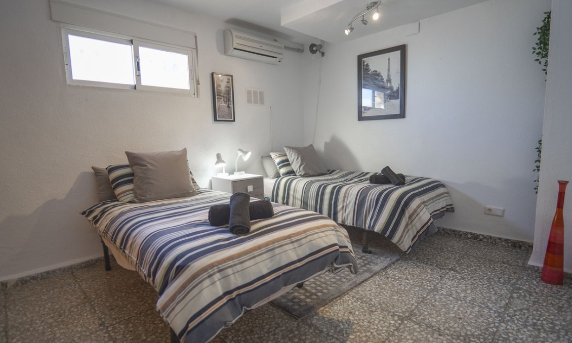 Segunda mano - Villa -
Villamartin - Costa Blanca