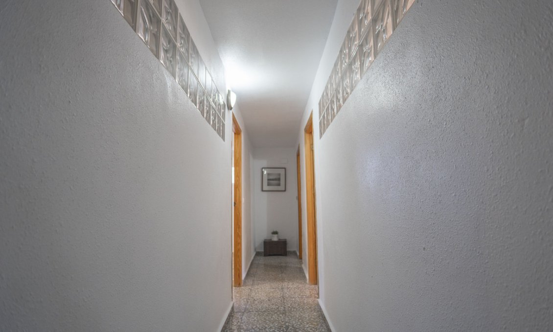 Segunda mano - Villa -
Villamartin - Costa Blanca