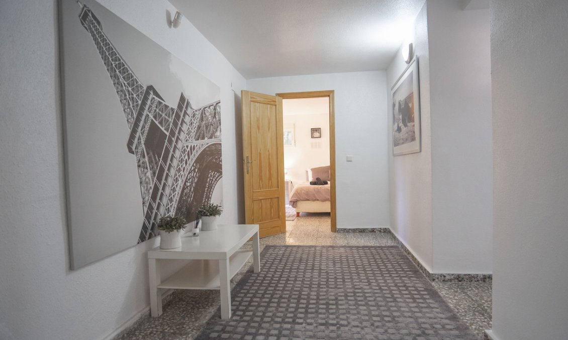Segunda mano - Villa -
Villamartin - Costa Blanca