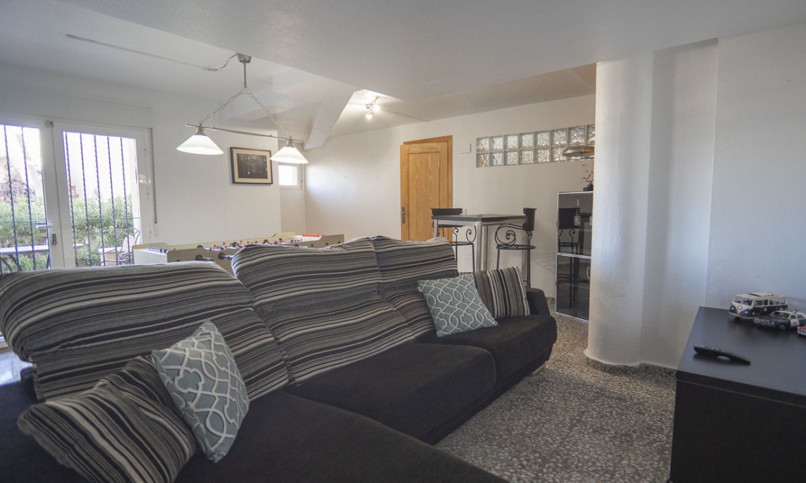 Segunda mano - Villa -
Villamartin - Costa Blanca