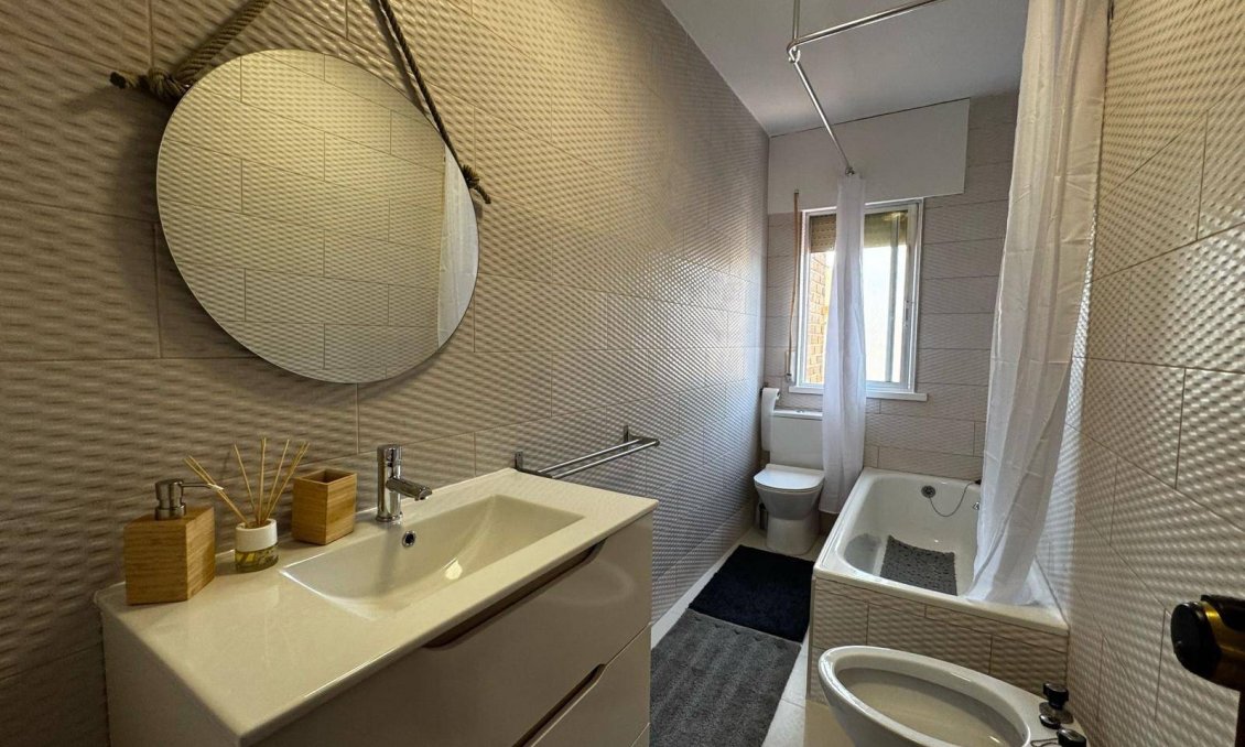 Segunda mano - Apartamento -
Santiago de la Ribera - San Blas