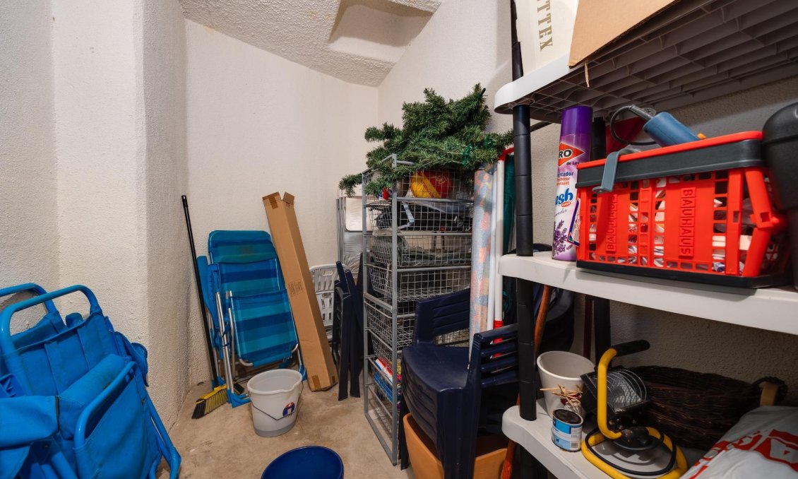 Segunda mano - Apartamento -
Torrevieja - Playa de los Locos