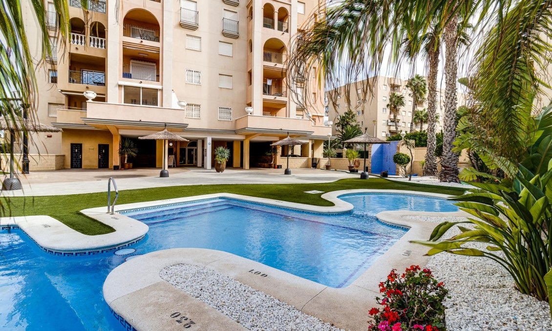 Segunda mano - Apartamento -
Torrevieja - Playa de los Locos
