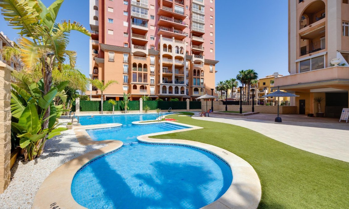 Segunda mano - Apartamento -
Torrevieja - Playa de los Locos