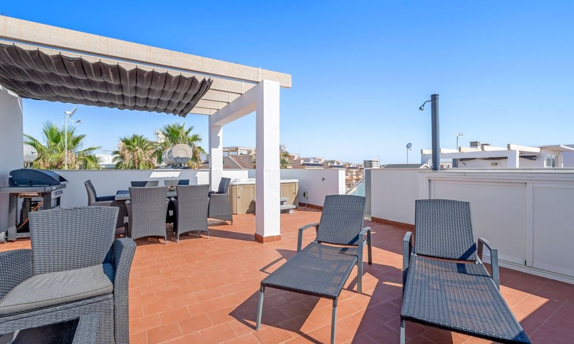 Segunda mano - Bungalow -
Punta Prima - Costa Blanca