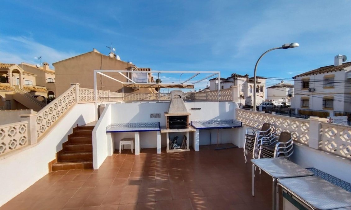 Segunda mano - Apartamento -
San Miguel de Salinas - Inland