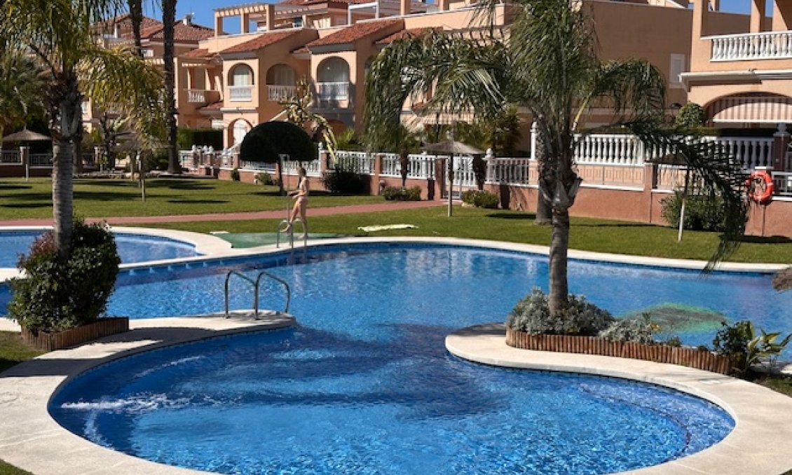 Segunda mano - Apartamento -
La Zenia - Costa Blanca