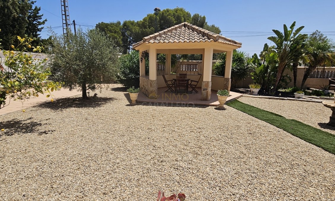 Segunda mano - Villa -
Pinar de Campoverde - Inland