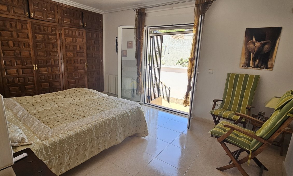 Segunda mano - Villa -
Pinar de Campoverde - Inland