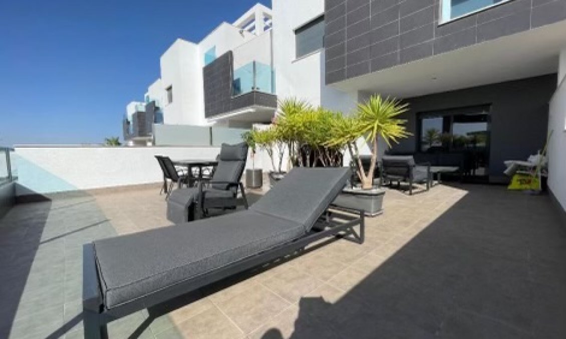 Segunda mano - Apartamento -
El Raso - Costa Blanca