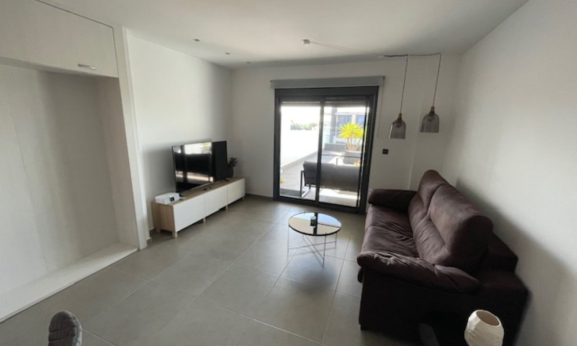 Segunda mano - Apartamento -
El Raso - Costa Blanca