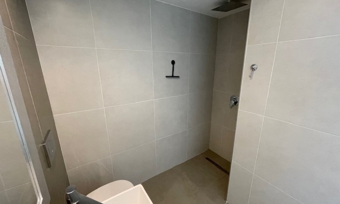 Segunda mano - Apartamento -
El Raso - Costa Blanca