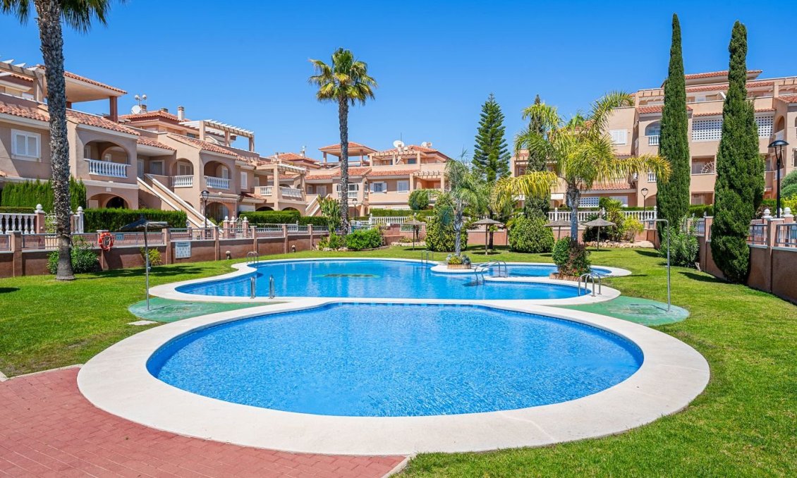 Wiederverkauf - Town House -
Playa Flamenca - Costa Blanca