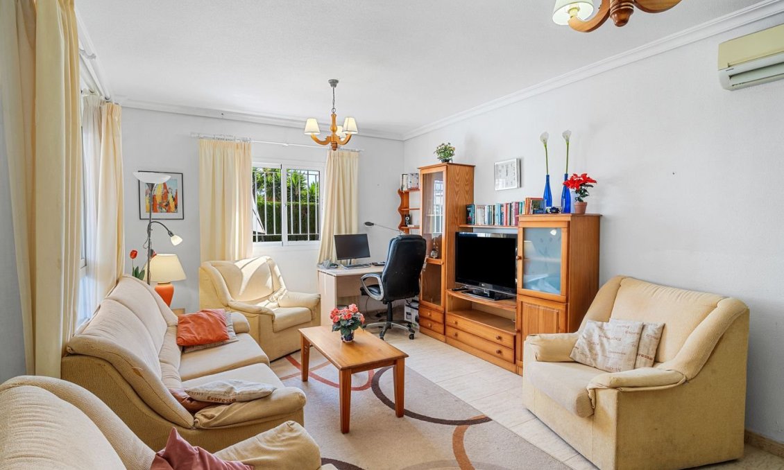 Wiederverkauf - Town House -
Playa Flamenca - Costa Blanca