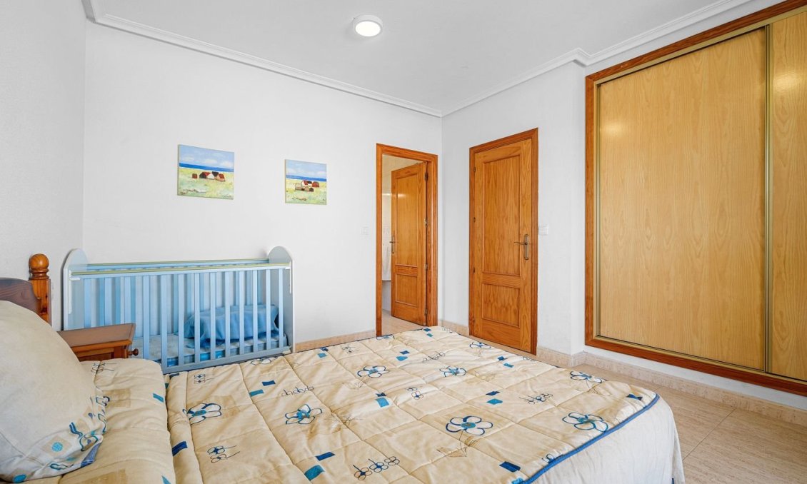 Wiederverkauf - Town House -
Playa Flamenca - Costa Blanca