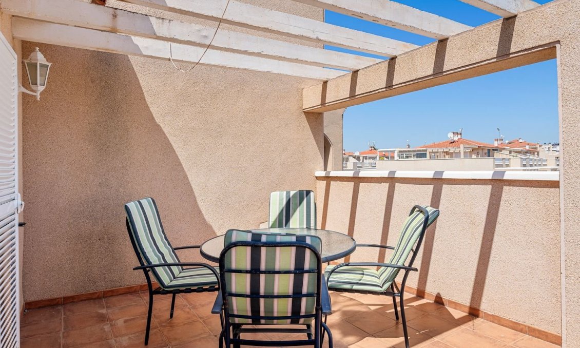 Wiederverkauf - Town House -
Playa Flamenca - Costa Blanca