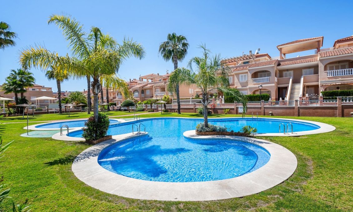 Wiederverkauf - Town House -
Playa Flamenca - Costa Blanca