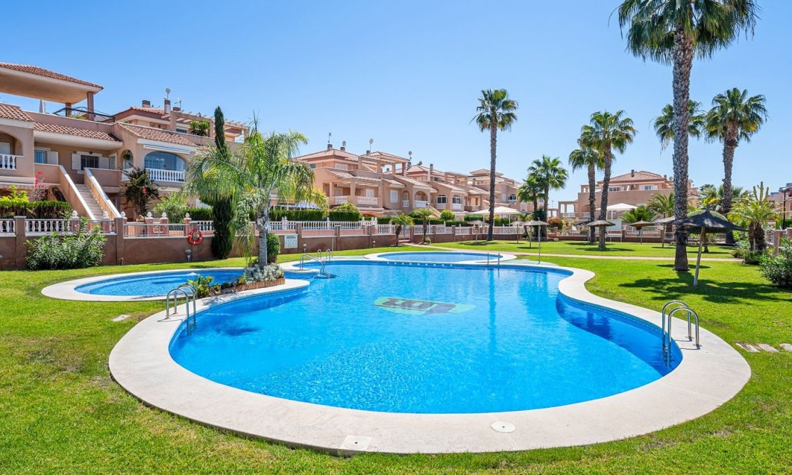 Wiederverkauf - Town House -
Playa Flamenca - Costa Blanca