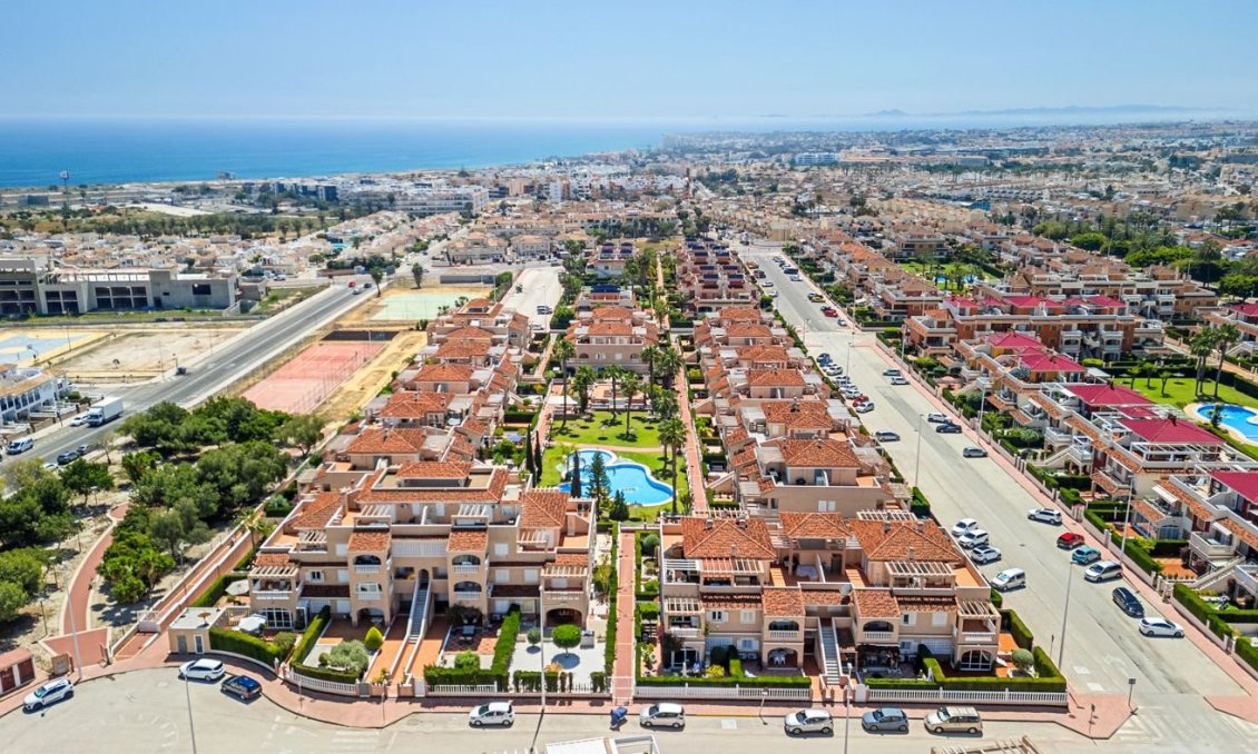 Wiederverkauf - Town House -
Playa Flamenca - Costa Blanca