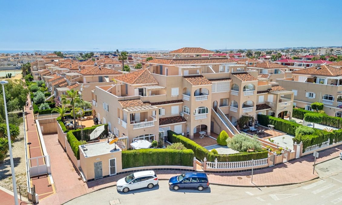 Wiederverkauf - Town House -
Playa Flamenca - Costa Blanca
