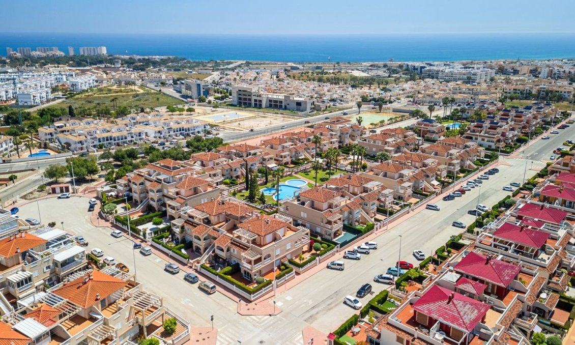 Wiederverkauf - Town House -
Playa Flamenca - Costa Blanca