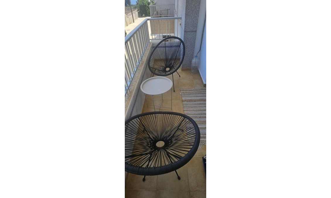 Segunda mano - Apartamento -
Orihuela Costa - Punta Prima