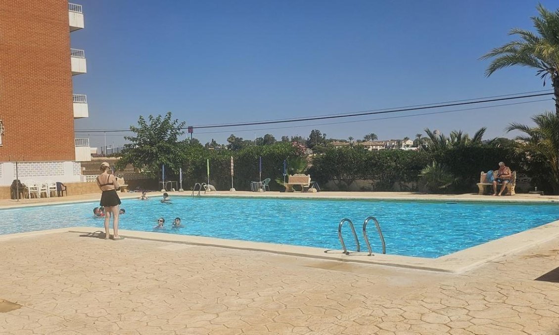 Segunda mano - Apartamento -
Orihuela Costa - Punta Prima